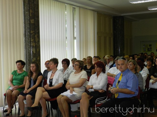 Nyitnikék 2018 - Tudományos ülés 04